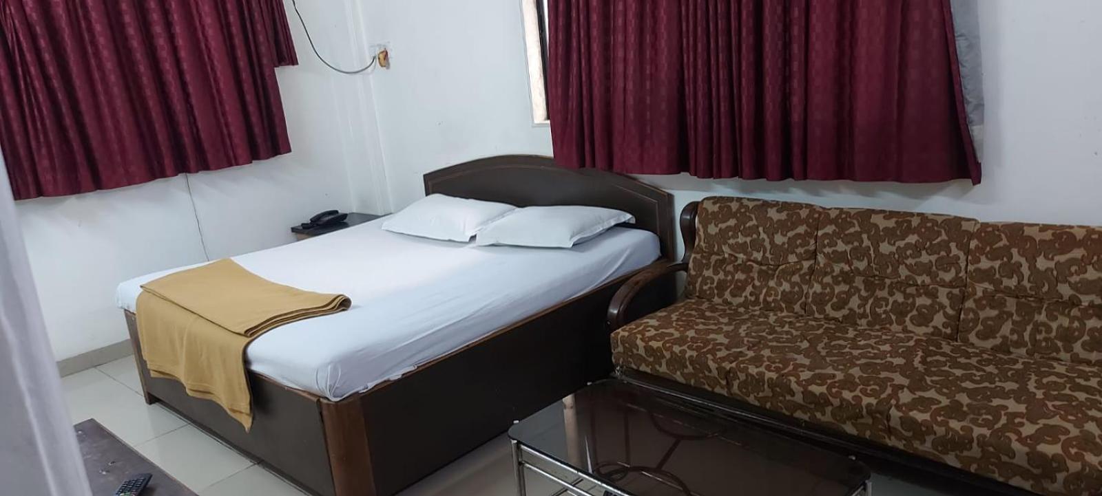 Glitz Hotels Sai Guest House - Nr Inorbit Mall Vashi Navi Mumbai Ngoại thất bức ảnh