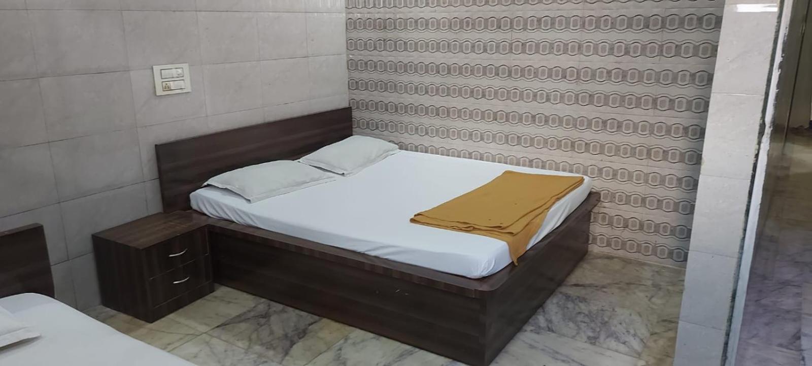 Glitz Hotels Sai Guest House - Nr Inorbit Mall Vashi Navi Mumbai Ngoại thất bức ảnh