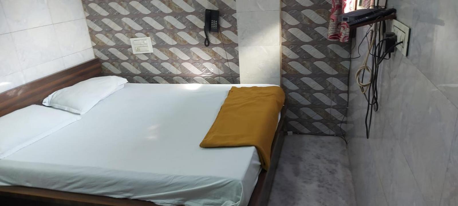 Glitz Hotels Sai Guest House - Nr Inorbit Mall Vashi Navi Mumbai Ngoại thất bức ảnh