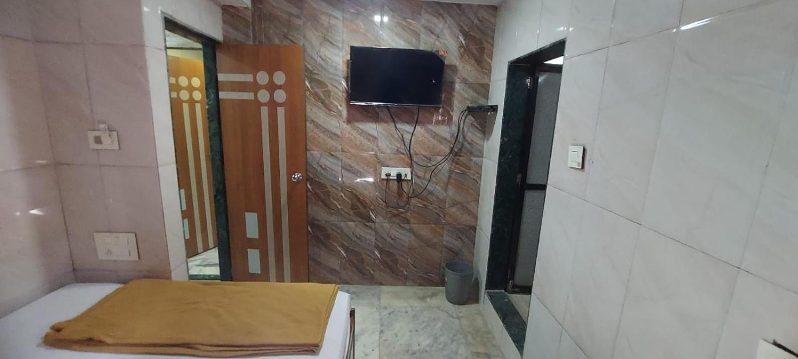 Glitz Hotels Sai Guest House - Nr Inorbit Mall Vashi Navi Mumbai Ngoại thất bức ảnh