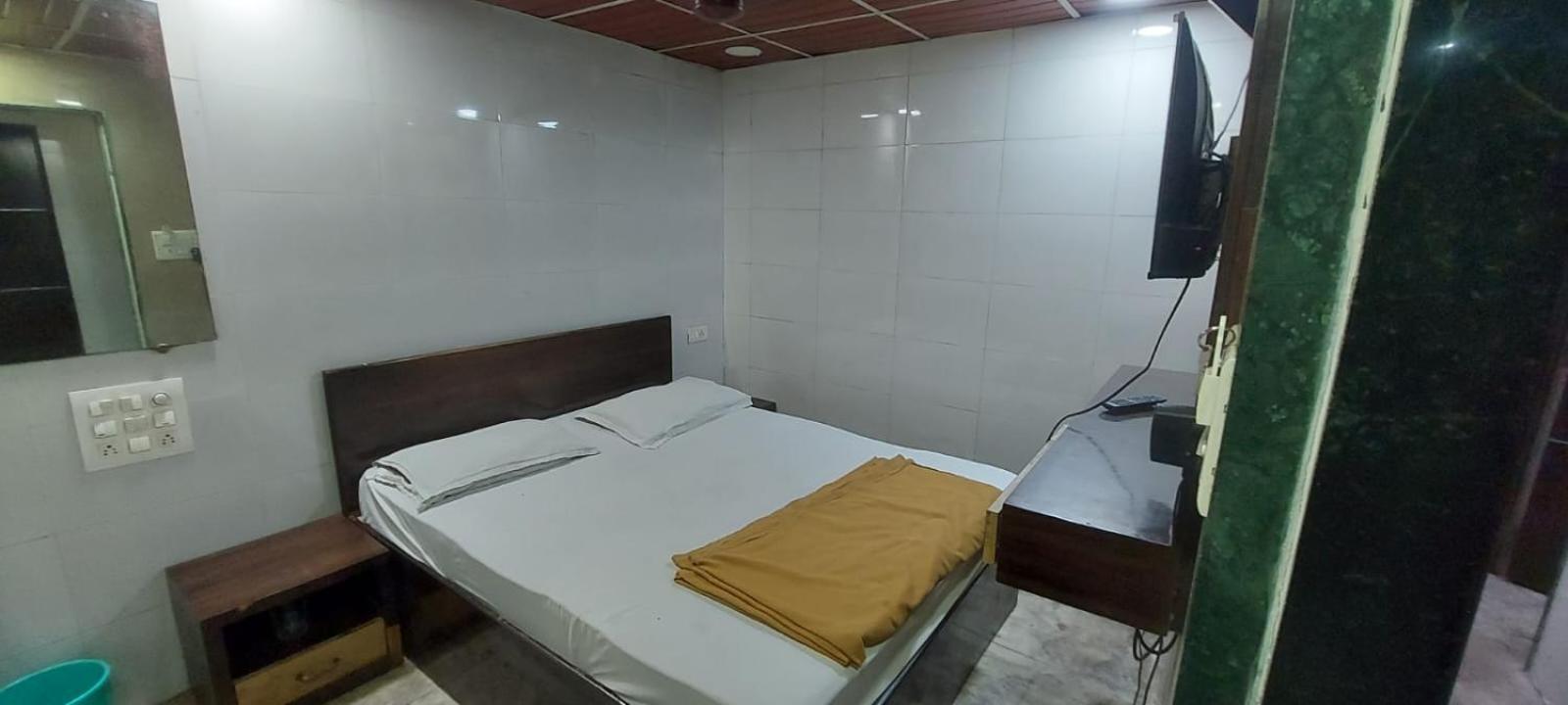 Glitz Hotels Sai Guest House - Nr Inorbit Mall Vashi Navi Mumbai Ngoại thất bức ảnh