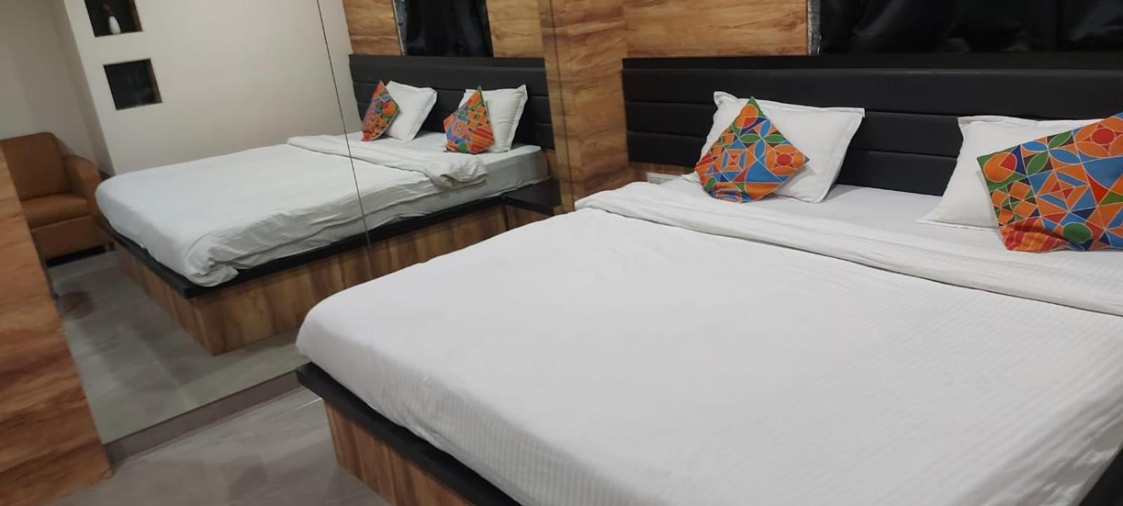 Glitz Hotels Sai Guest House - Nr Inorbit Mall Vashi Navi Mumbai Ngoại thất bức ảnh