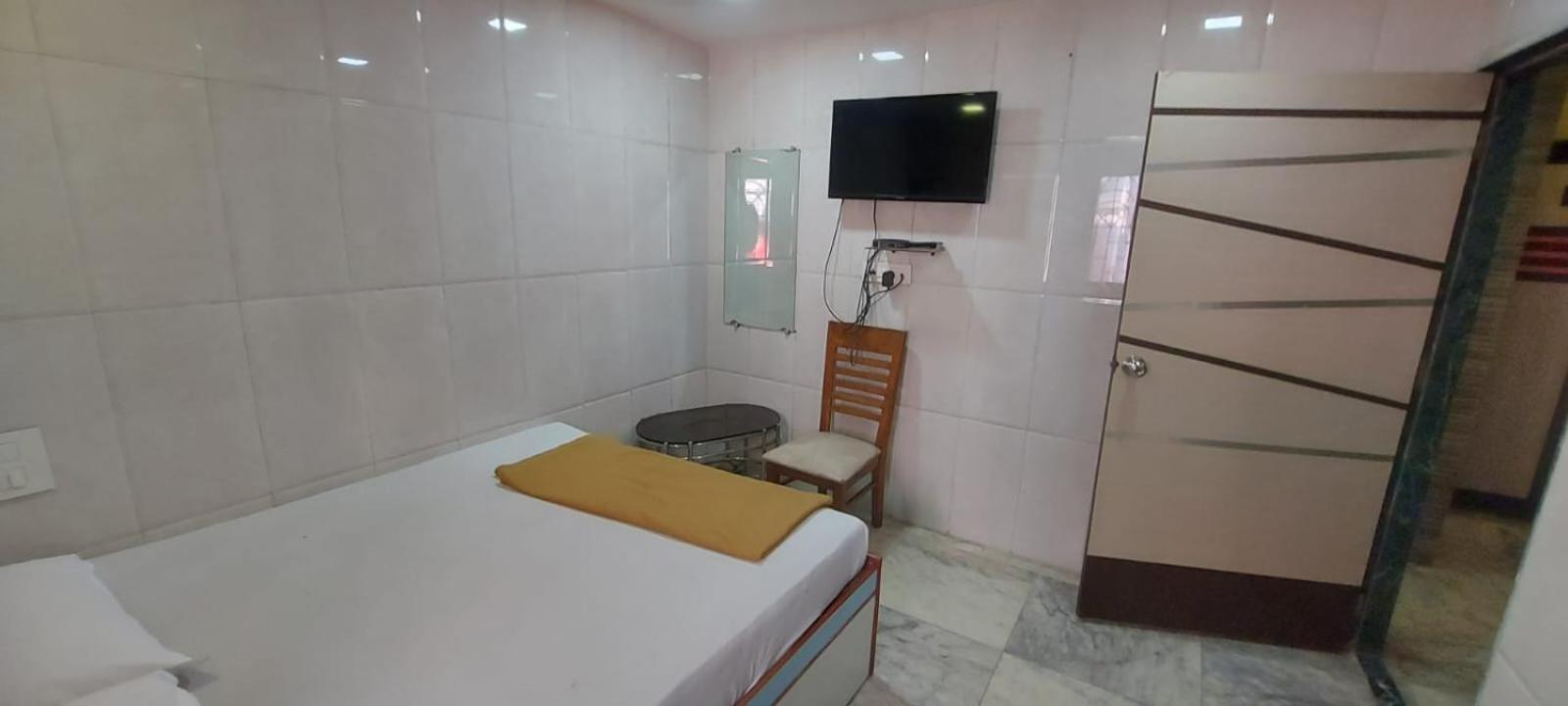 Glitz Hotels Sai Guest House - Nr Inorbit Mall Vashi Navi Mumbai Ngoại thất bức ảnh